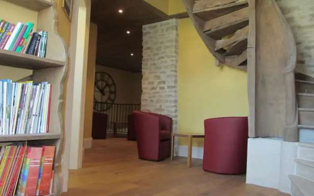 Le Relais des Deux Tours