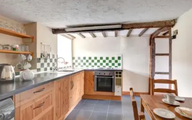 Holiday Home Maesmynis