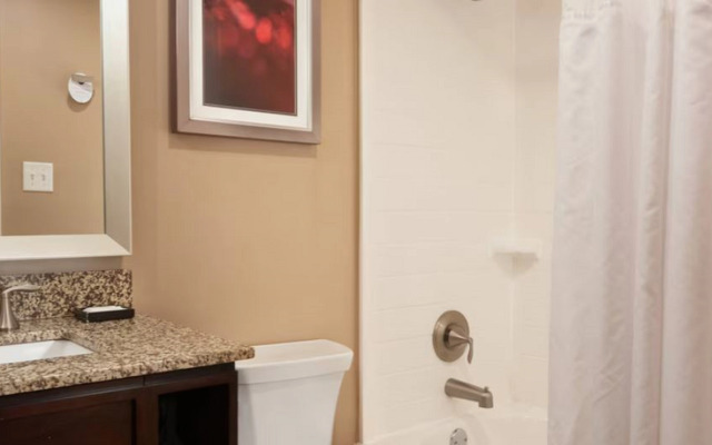 Delta Hotels by Marriott Orlando Lake Buena Vista