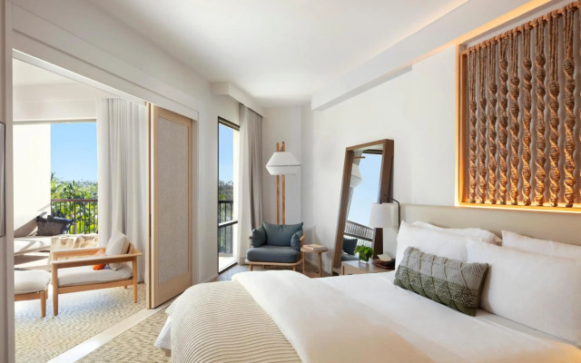 Mauna Lani, Auberge Resorts Collection