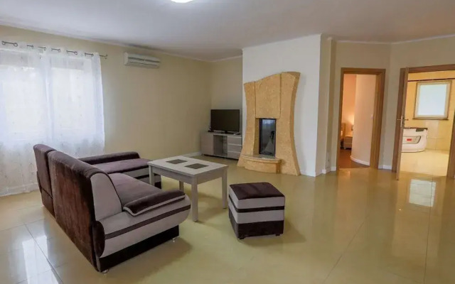 Fantastic Bungalow in Lagów with Hot Tub