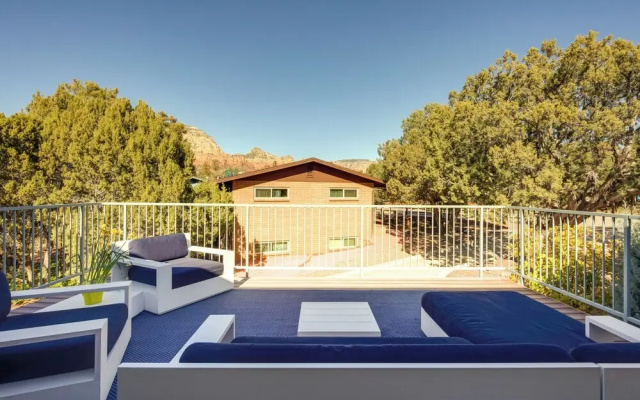 Secluded Sedona Retreat w/ Red Rock Views!