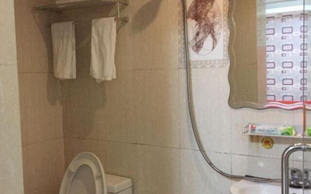 Fudun Holiday Hostel