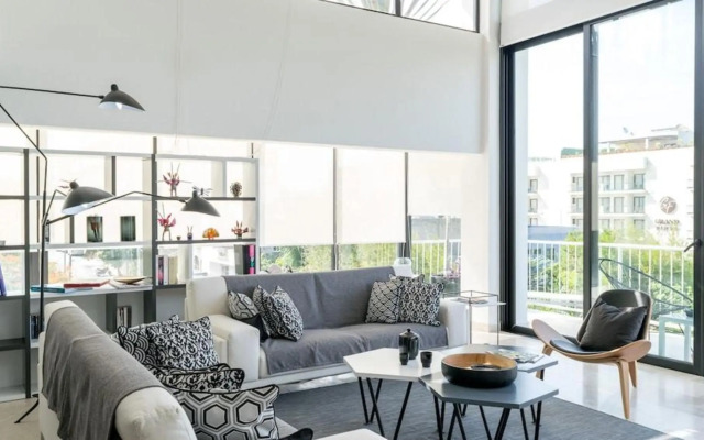 Siaan Betine 4br Deluxe PDC