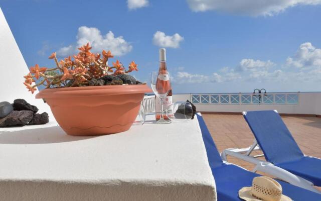 Apartamentos El Lago