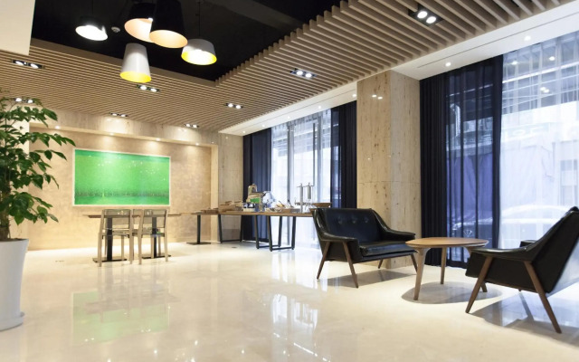 Acube Hotel