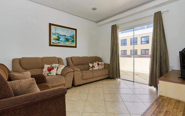 791 - Cobertura com piscina. 200m da PRAIA. BOMBINHAS - CENTRO