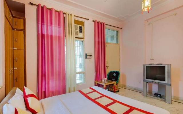 OYO 1060 Hotel Rahwaas