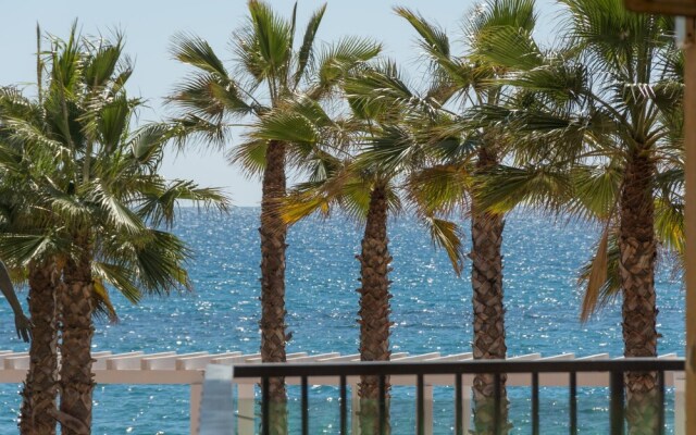 First Line Fuengirola Marina Apartment with Stunning Sea Views