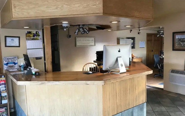 Economy Guest Village and Apartments