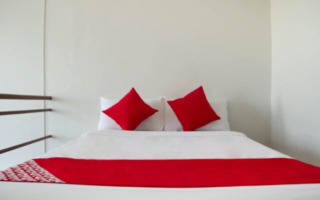 Goldentown Hotel And Residences by OYO