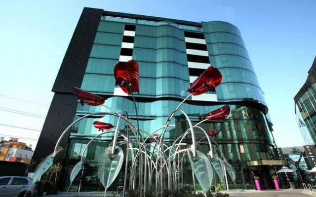 Emirates Apart Residence