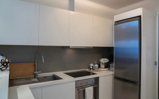 Luxury on the Water - Seaside Maisonette in Itea