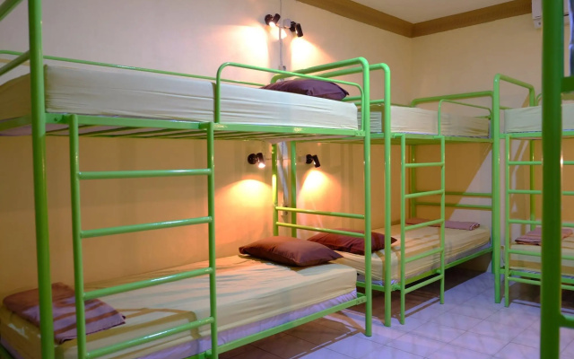 Bunk Bed and Breakfast