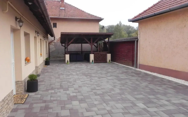 Turkiz Apartman