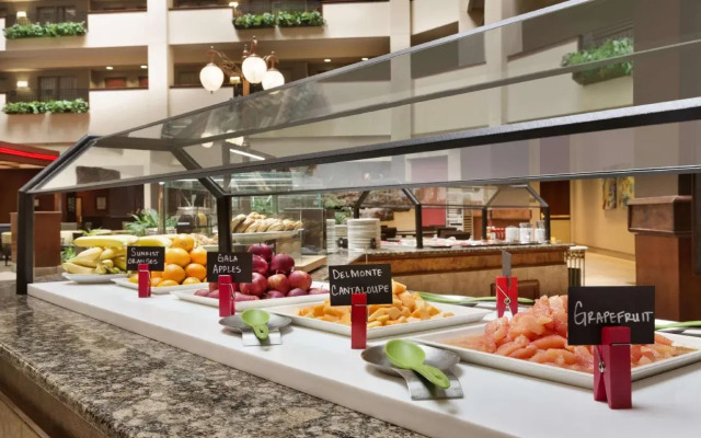 Embassy Suites Lincoln