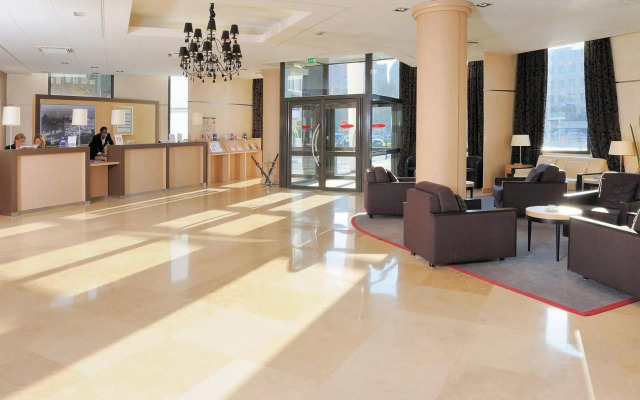 Residhome Aparthotel Paris Evry