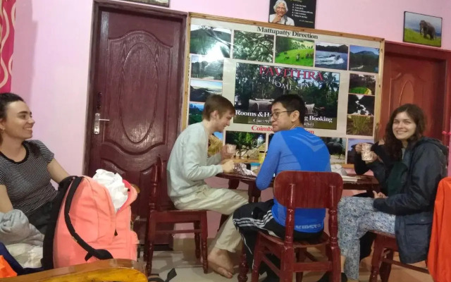 Pavithra Riverview Homestay