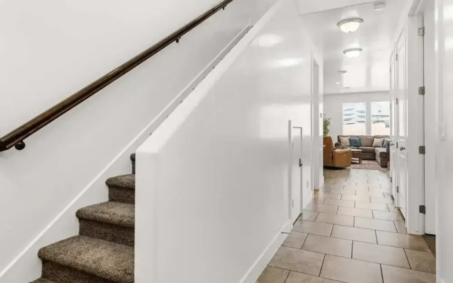 Narrow's Gateway 4 Bedroom Townhouse