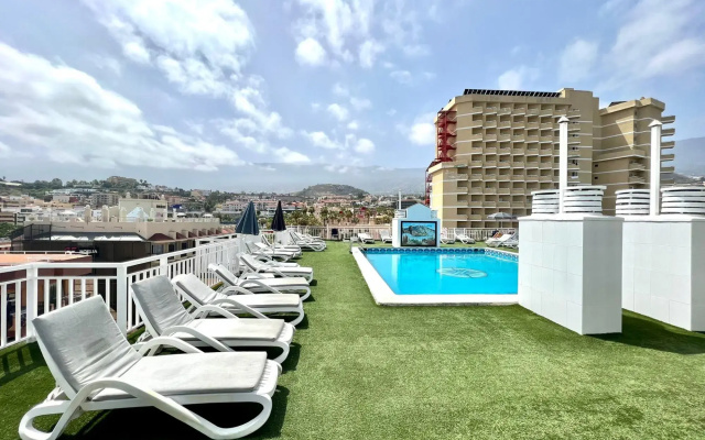 Reformed studio,Wifi,pool, at 250 m from beach