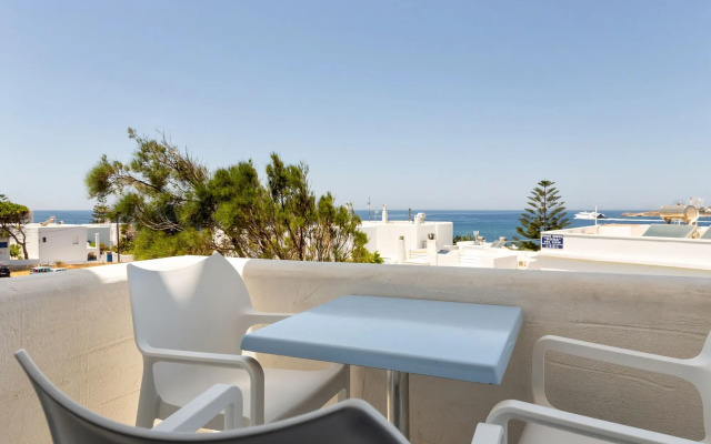 Stratos Studios & Apartments