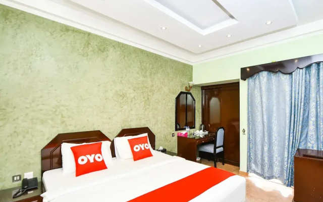 OYO 137 Marina Hotel
