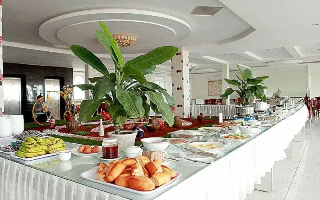Hanh Phuc Hotel