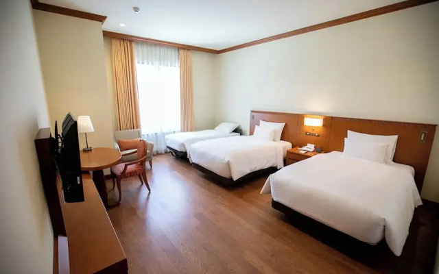 Grand Empire Hotel