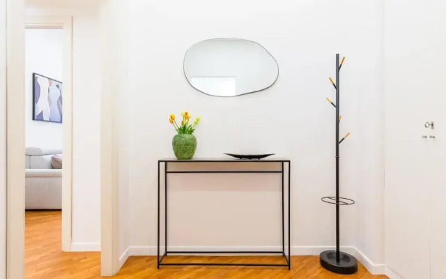 Stanzione Classy Flat at Vomero Central
