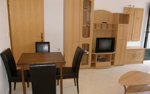 Pintar - One Bedroom