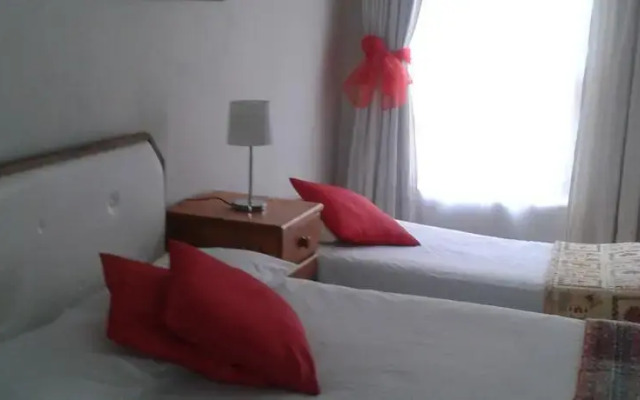 Toujours Plus Boutique Accommodation
