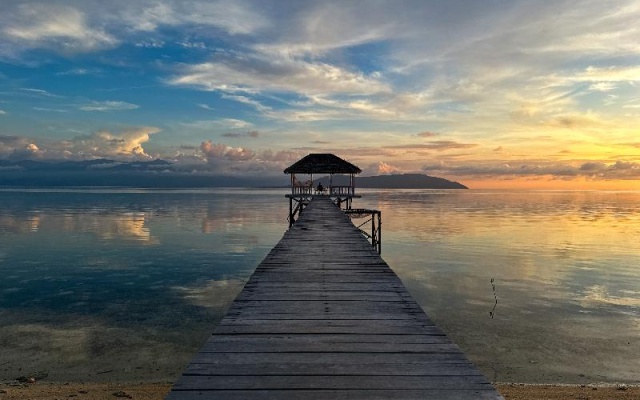 Reconnect - Private Island Resort – Beach – Tojo Una-Una Regency