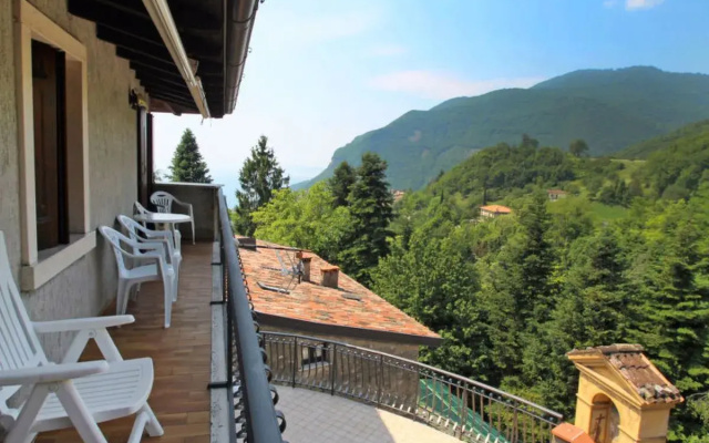 Apartment Adalgisa Tignale 30654
