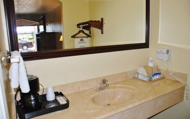 Americas Best Value Inn & Suites Hempstead Prairie View
