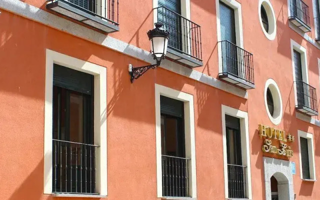 Hotel San Luis