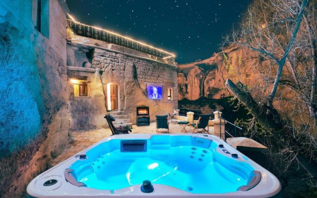 Cappadocia Splendid Cave Hotel