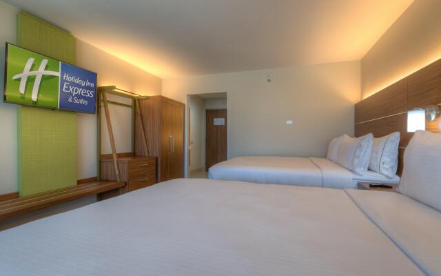 Holiday Inn Express & Suites Tulsa Midtown by IHG