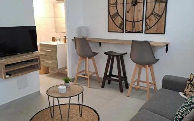 Appartement T2 saisonnier Centre ville Saint-Pierre