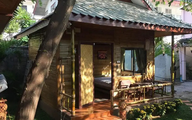 Jaidee Bamboo Huts