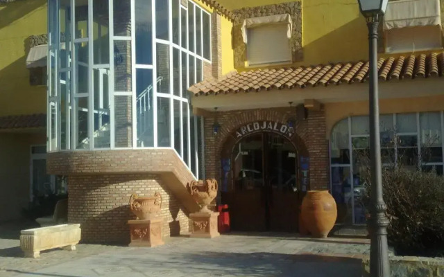 Hotel Arcojalon