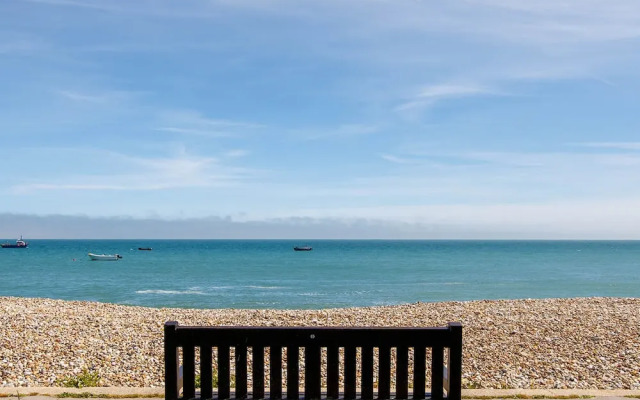 Wonderful Seafront Home - Panoramic Ocean Views