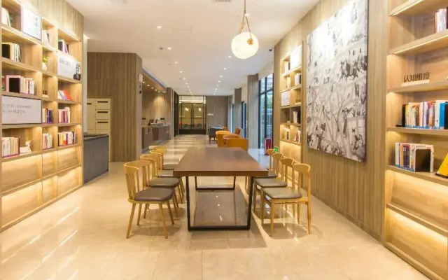 Hanting Hotel Shanghai Jinshajiang Road Metro Station