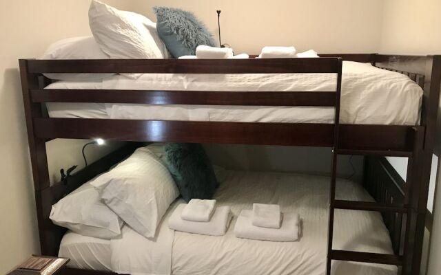 Private Waterview Town House