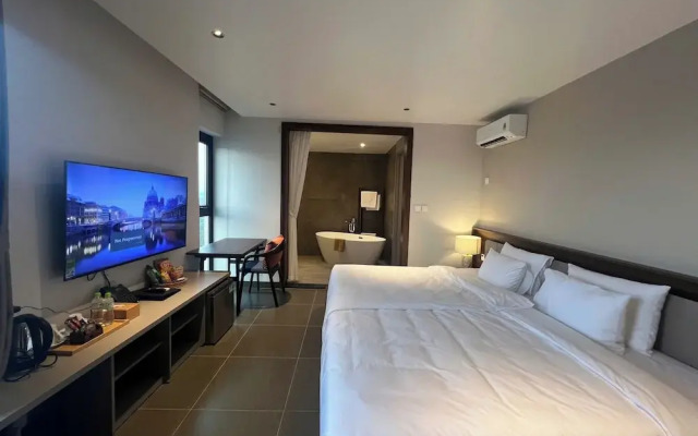 Hanoi Riverview Boutique Hotel & Apartment