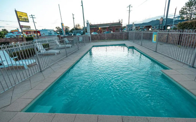 All Travellers Motor inn