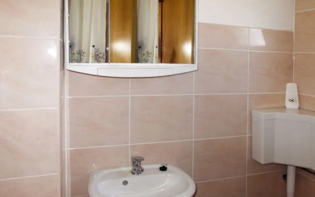 Apartment Lukeni Vinjerac 28048