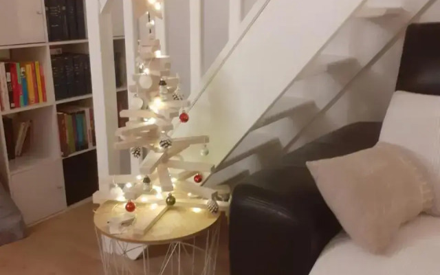petite maison cosy avec exterieur