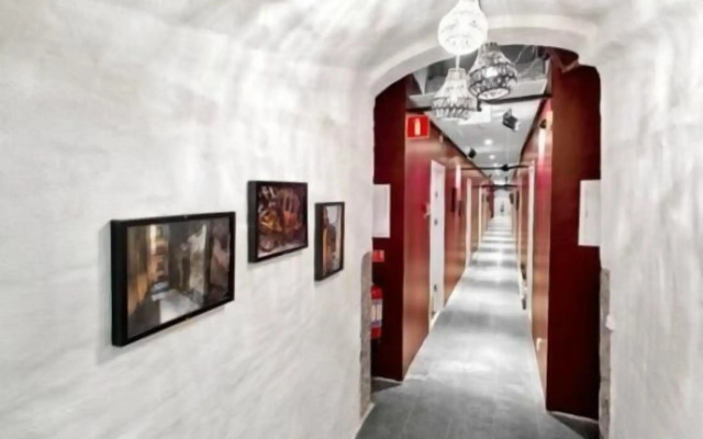 Ramilton Old Town Hostel