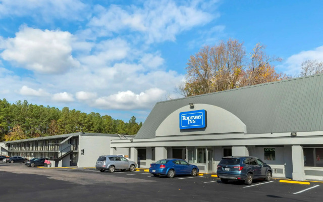 Rodeway Inn Colonial Heights I-95