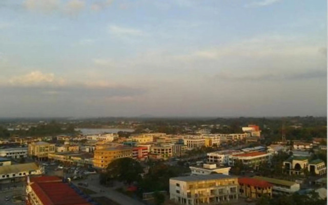 Seri Simanggang Hotel